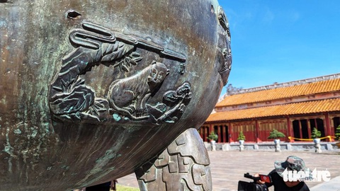 Bản đúc trên cửu đỉnh ở Huế được ghi danh là di sản tư liệu thế giới- Ảnh 2. Hình tượng con hổ được đúc trên cửu đỉnh