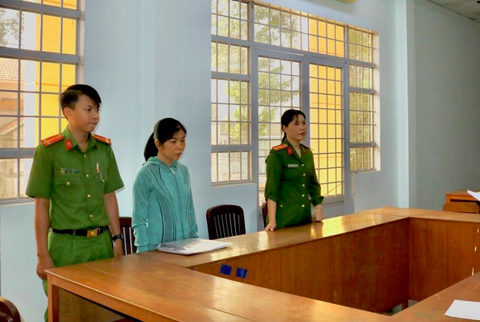 Bắt kế toán trưởng chỉ đạo để ngoài sổ sách hơn 800 triệu đồng ở An Giang- Ảnh 1. Kế toán trưởng bị bắt vì chỉ đạo cấp dưới để ngoài sổ sách hàng trăm triệu đồng - Ảnh: Công an An Giang