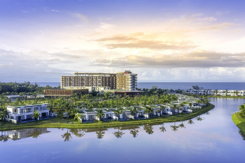 MIK Group ghi dấu với các dòng sản phẩm bất động sản cao cấp- Ảnh 2. Dự án khu nghỉ dưỡng 5 sao Mövenpick Resort Waverly Phú Quốc