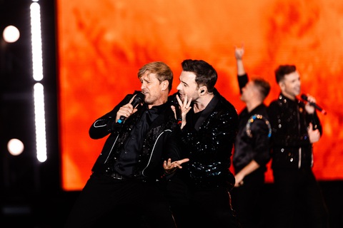 HOT: Westlife thông báo trở lại Việt Nam- Ảnh 2. HOT: Westlife thông báo trở lại Việt Nam- Ảnh 2.