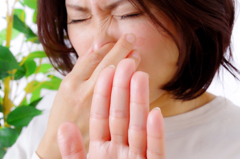 Cách kiểm soát các triệu chứng viêm mũi dị ứng hiệu quả- Ảnh 2. Phân biệt rõ dấu hiệu của viêm mũi dị ứng với các bệnh hô hấp giúp điều trị bệnh hiệu quả hơn. (Ảnh: PhotoAC)