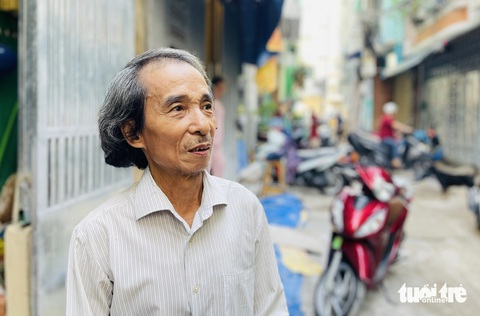 Người dân quận 3 hiến hàng ngàn mét vuông đất mở rộng hẻm- Ảnh 2. Ông Trương Thanh Long, ngụ hẻm 549, nói