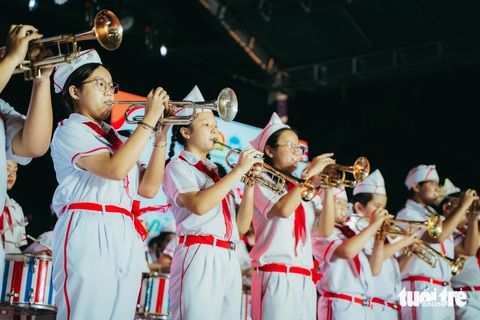 Sân chơi giao lưu và biểu diễn các band trống kèn thiếu nhi - Ảnh: THANH HIỆP Sân chơi giao lưu và biểu diễn trống kèn - Ảnh: THANH HIỆP
