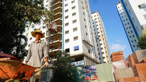 Ông lớn mảng nhà ở xã hội nói sẽ tung 3.000 căn nhà trong năm nay- Ảnh 1. Địa ốc Hoàng Quân cho hay sẽ tung 3.000 căn nhà ở xã hội trong năm nay - Ảnh: H.Đ.