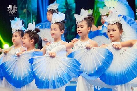 Đa dạng kịch, xiếc cho khán giả nhí, xem Hoa vui ca trên truyền hình mỗi ngày- Ảnh 5. Hoa vui ca phát sóng trên VTV3 từ ngày 1-6