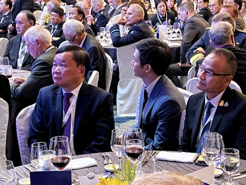 Thượng tướng Hoàng Xuân Chiến tại sự kiện Đối thoại Shangri-La vào tối 31-5 - Ảnh: QUANG KHÁNH