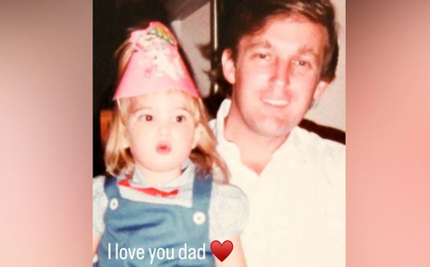 Ông Trump bị kết tội, con gái Ivanka ủng hộ: Con yêu bố- Ảnh 1. Hình ảnh thời thơ ấu cùng cha là ông Donald Trump do bà Ivanka chia sẻ - Ảnh: IVANKA TRUMP/INSTAGRAM