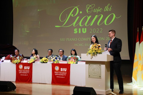 SIU Piano Competition 2024 mở cổng đăng ký tham gia- Ảnh 1. SIU Piano Competition do Trường đại học Quốc tế Sài Gòn (SIU) và Trường Quốc tế Á Châu (Asian School) thuộc Tập đoàn Giáo dục Quốc tế Á Châu (GAIE) phối hợp tổ chức định kỳ 2 năm một lần.
