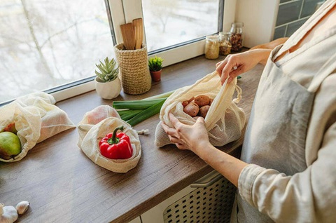 Nên bảo quản riêng một số loại rau củ, trái cây - Ảnh: consumer.org.nz Nên bảo quản riêng một số loại rau củ, trái cây - Ảnh: consumer.org.nz