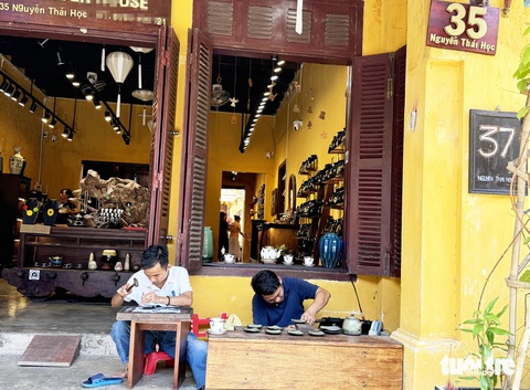 45 năm trước Nhà nước trưng mua nhà giá 5.947 đồng, dân không nhận, nay khởi kiện đòi lại- Ảnh 1. Ngôi nhà số 35 đường Nguyễn Thái Học - Ảnh: LÊ TRUNG