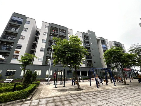 Xây dựng nhà ở xã hội chưa đạt 10% mục tiêu giai đoạn 2021-2025- Ảnh 1. Dự án nhà ở xã hội Mê Linh do Tổng công ty HUD xây dựng tại Hà Nội - Ảnh: NAM TRẦN