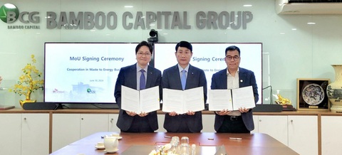 Bamboo Capital hợp tác với chaebol Hàn Quốc và SLC- Ảnh 2. Từ trái sang: Ông Kim Jung Hoon - phó chủ tịch điều hành SK Ecoplant, ông Song Byung Eog - chủ tịch Tập đoàn SLC, và ông Phạm Minh Tuấn - phó chủ tịch điều hành thứ 1 của Tập đoàn Bamboo Capital kiêm tổng giám đốc BCG Energy.