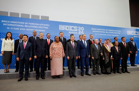 Tổng thống Putin đánh giá cao đường lối đối ngoại của Việt Nam- Ảnh 4. Việt Nam tham dự đối thoại mở rộng của nhóm BRICS tại Nga - Ảnh: REUTERS