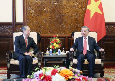 Chủ tịch nước Tô Lâm tiếp Đại sứ Trung Quốc Hùng Ba- Ảnh 2. Chủ tịch nước Tô Lâm tại buổi tiếp Đại sứ Trung Quốc Hùng Ba - Ảnh: TTXVN