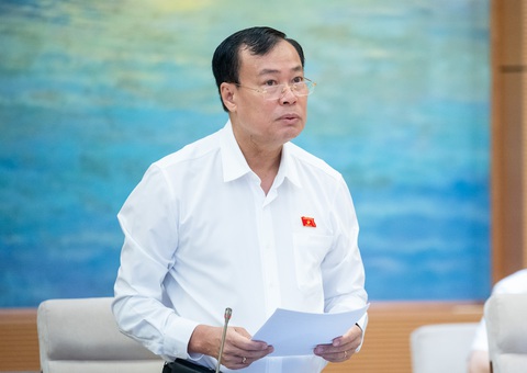 Đề xuất quy định mới về trích tiền xử phạt vi phạm giao thông- Ảnh 1. Chủ nhiệm Ủy ban Quốc phòng và An ninh Lê Tấn Tới - Ảnh: GIA HÂN