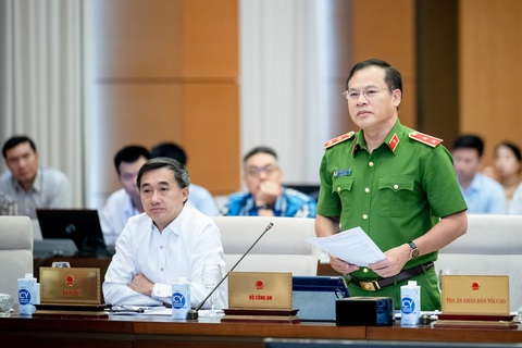 Đề xuất quy định mới về trích tiền xử phạt vi phạm giao thông- Ảnh 3. Quang cảnh phiên họp - Ảnh: GIA HÂN
