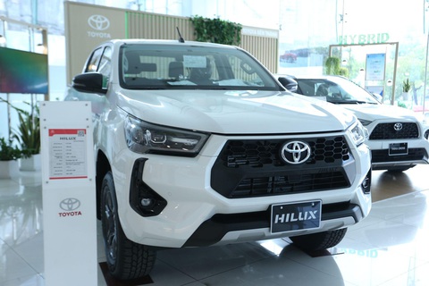 Phân khúc bán tải: Xe quen trở lại đường đua- Ảnh 2. Hilux sở hữu nhiều điểm cải tiến đắt giá