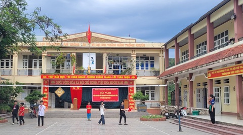 Vụ tuyển sinh sai tại trường nội trú Mường Lát: Sẽ xử lý nghiêm tập thể, cá nhân- Ảnh 2. Một góc Trường phổ thông Dân tộc nội trú THCS Mường Lát, huyện Mường Lát - Ảnh: HÀ ĐỒNG