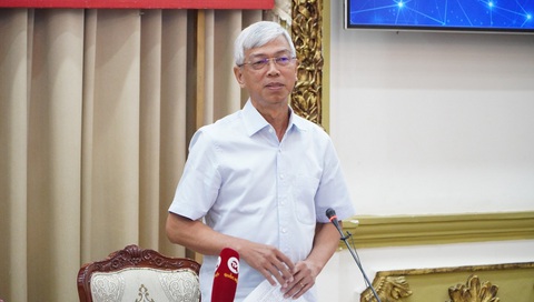 9 lượt chủ tịch cấp huyện ở TP.HCM bị hạ bậc vì chậm xử lý phản hồi trên cổng 1022- Ảnh 2. Phó chủ tịch UBND TP.HCM Võ Văn Hoan chia sẻ tại buổi giám sát - Ảnh: CẨM NƯƠNG