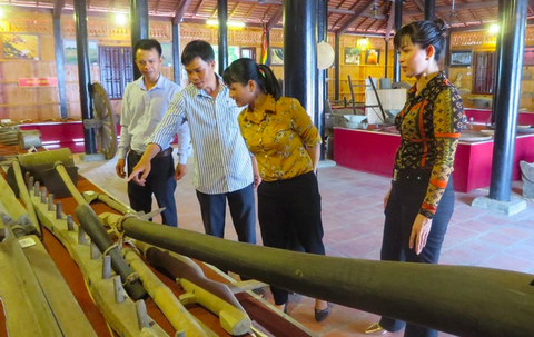 Thi tuyển thiết kế Bảo tàng Nông nghiệp Đồng bằng sông Cửu Long- Ảnh 1. Các dụng cụ sẽ trưng bày tại Bảo tàng Nông nghiệp Đồng bằng sông Cửu Long - Ảnh tư liệu: CHÍ HẠNH