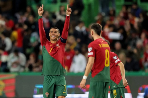 Bảng F Euro 2024: Bồ Đào Nha coi chừng ngựa ô- Ảnh 1. Ronaldo ở tuổi 39 vẫn sẽ là đầu tàu của Bồ Đào Nha tại Euro 2024 - Ảnh: IMAGO