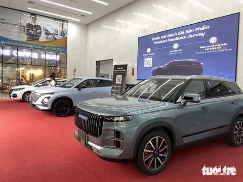 Trong một sự kiện nội bộ diễn ra tại Hà Nội vào tháng 10-2023, bộ ba mẫu xe đến từ hãng lớn Chery bao gồm Jaecoo 7, Omoda 5 và Omoda S5 được trưng bày - Ảnh: BẢO LÂM Trong một sự kiện nội bộ diễn ra tại Hà Nội vào tháng 10-2023, bộ ba mẫu xe đến từ hãng lớn Chery bao gồm Jaecoo 7, Omoda 5 và Omoda S5 đã được trưng bày - Ảnh: BẢO LÂM