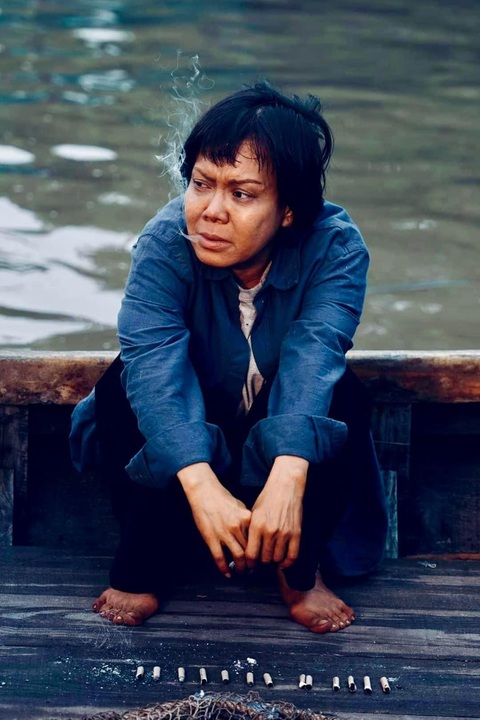 Việt Hương học nghề... vớt xác để vào vai chính trong Ma da- Ảnh 2. Tạo hình của nghệ sĩ Việt Hương trong Ma da