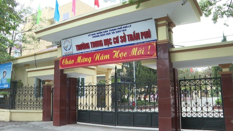 11 thí sinh từ đỗ thành trượt sau phúc khảo, chuyện có nhỏ không?- Ảnh 1. 11 học sinh từ đỗ thành trượt sau khi Trường THCS Trần Phú công bố điểm phúc khảo - Ảnh: Cổng thông tin điện tử TP Phủ Lý, Hà Nam