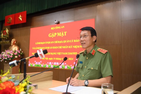 Bộ trưởng Lương Tam Quang chủ trì gặp mặt lãnh đạo các cơ quan báo chí- Ảnh 1. Bộ trưởng Bộ Công an Lương Tam Quang phát biểu tại buổi gặp mặt - Ảnh: Bộ Công an
