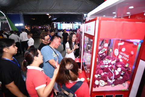 Khai mạc lễ hội Không tiền mặt 2024- Ảnh 6. Khai mạc lễ hội Không tiền mặt 2024 - Ảnh 6.