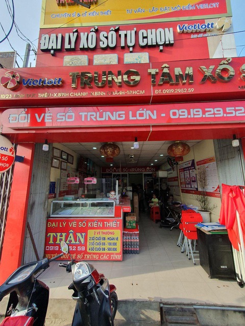 Người chơi tại TP.HCM trúng thưởng 10 tỉ đồng của xổ số Max3D Pro- Ảnh 1. Người chơi tại TP.HCM trúng thưởng 10 tỉ đồng của xổ số Max3D Pro- Ảnh 1.