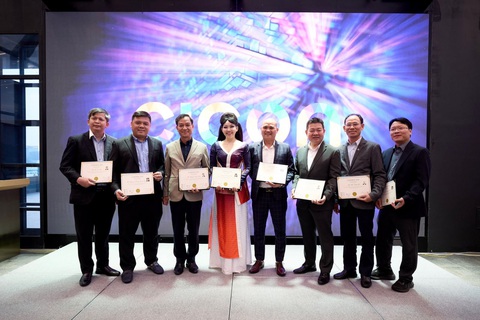 Nâng tầm phát triển đô thị thông minh với Web 3.0 và Blockchain- Ảnh 2. Đoàn VIREA tại sự kiện - Ảnh: NVCC