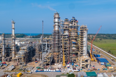 Petrovietnam tăng tốc, đẩy mạnh tiến độ các dự án đầu tư- Ảnh 5. Nhà máy lọc dầu Dung Quất duy trì hoạt động ổn định, an toàn với công suất cao ngay sau bảo dưỡng tổng thể