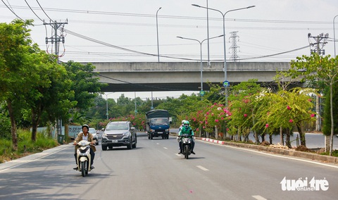 Toàn cảnh 5 nút giao cao tốc Bến Lức - Long Thành kết nối các trục chính vào TP.HCM- Ảnh 14. Khu vực nêu trên cũng dự kiến kết nối với đường dẫn cầu Cần Giờ (hướng từ cầu Bình Khánh qua cầu Phước Khánh, giao với tỉnh Đồng Nai) - Ảnh: CHÂU TUẤN