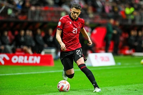 Dự đoán tỉ số Euro 2024: Ý mạnh hơn Albania, trận đấu có ít bàn thắng- Ảnh 3. Asllani là một trong những ngôi sao đáng chú ý của Albania - Ảnh: REUTERS
