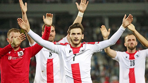 Euro 2024: Giấc mơ châu Âu của Georgia- Ảnh 1. Đội tuyển Georgia và giấc mơ châu Âu cả về bóng đá lẫn nâng tầm quốc gia - Ảnh: Reuters
