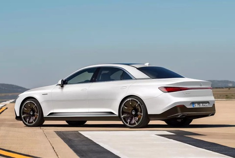 Phác họa Mercedes-Benz S-Class mới: Thay đổi để tìm lại vị thế trước BMW 7-Series- Ảnh 2. Trước kia Mercedes-Benz S-Class luôn là cái tên thiết lập tiêu chuẩn và xu thế phân khúc sedan hạng sang toàn cầu, tuy nhiên giờ xe chỉ còn phần nào lợi thế ở mảng công nghệ - Ảnh: tedoradze.giorgi