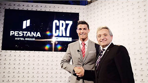 Ronaldo dọn đường cho cuộc sống sau bóng đá- Ảnh 1. Ronaldo bắt đầu mở rộng kinh doanh để chuẩn bị cho cuộc sống sau khi chia tay sân cỏ - Ảnh: Getty