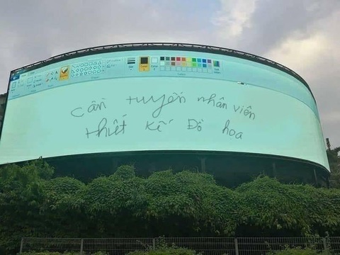 Ảnh vui 16-6: Nhìn là biết cần tuyển 'gấp' lắm rồi!- Ảnh 1. Việc gì cũng đến tay tao mà... tao?!