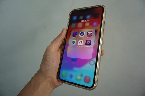 Bị phạt tới 100 triệu đồng nếu cho thuê, cho mượn, mua bán tài khoản thanh toán- Ảnh 1. Ngân hàng Nhà nước cho biết thời gian qua có người dụ dỗ học sinh, sinh viên mở tài khoản thanh toán - Ảnh minh họa: THƯ BÙI