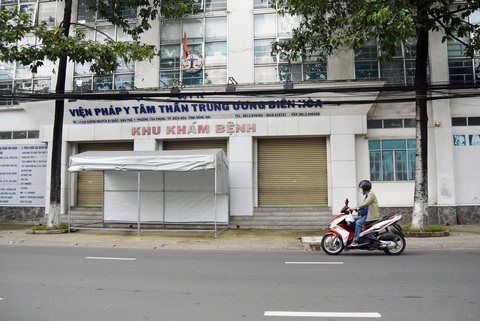 Bê bối ở Viện Pháp y tâm thần Biên Hòa: Bộ Y tế đề nghị rà soát công tác giám định pháp y tâm thần- Ảnh 1. Viện Pháp y tâm thần trung ương Biên Hòa trên đường Nguyễn Ái Quốc, phường Tân Phong, TP Biên Hòa, Đồng Nai - Ảnh: A LỘC