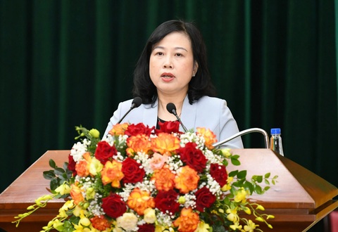 Bà Đào Hồng Lan, bộ trưởng Bộ Y tế, phát biểu tại cuộc họp cung cấp thông tin y tế quý 2 chiều 17-6 tại Hà Nội - Ảnh: TC Bà Đào Hồng Lan, bộ trưởng Bộ Y tế, phát biểu tại cuộc họp cung cấp thông tin y tế quý 2 chiều 17-6 tại Hà Nội - Ảnh: TC