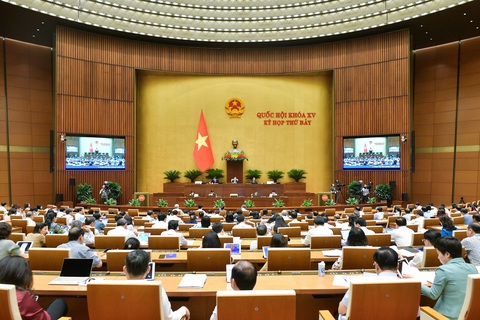Sẽ biểu quyết thông qua luật sửa đổi, bổ sung một số điều của 4 luật liên quan bất động sản- Ảnh 1. Quang cảnh phiên họp sáng 17-6 - Ảnh: GIA HÂN