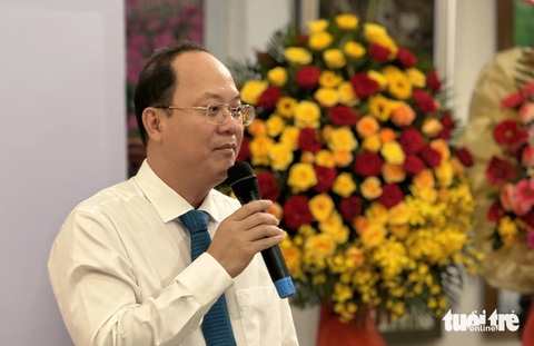 Phó bí thư thường trực Thành ủy TP.HCM Nguyễn Hồ Hải phát biểu chúc mừng - Ảnh: HOÀI PHƯƠNG Phó bí thư thường trực Thành ủy TP.HCM Nguyễn Hồ Hải phát biểu chúc mừng - Ảnh: HOÀI PHƯƠNG