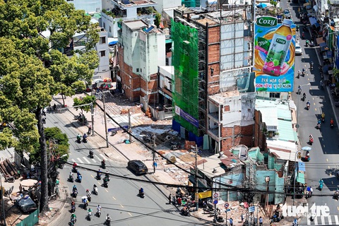 Người dân gấp rút bàn giao mặt bằng, mong chờ tuyến metro số 2 khởi công- Ảnh 2. Quận 3 là địa phương cuối cùng bàn giao mặt bằng cho dự án metro số 2, với gần 7.200 m² diện tích nhà dân cần phải giải tỏa, di dời