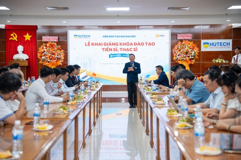 HUTECH khai giảng khóa đào tạo thạc sĩ, tiến sĩ đợt 1 - năm 2024- Ảnh 1. HUTECH khai giảng khóa đào tạo thạc sĩ, tiến sĩ đợt 1 - năm 2024- Ảnh 1.