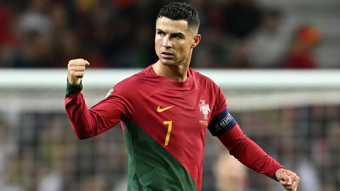 Món nợ của Ronaldo- Ảnh 1. Ronaldo sẽ tỏa sáng ở kỳ Euro cuối cùng trong sự nghiệp? - Ảnh: Reuters