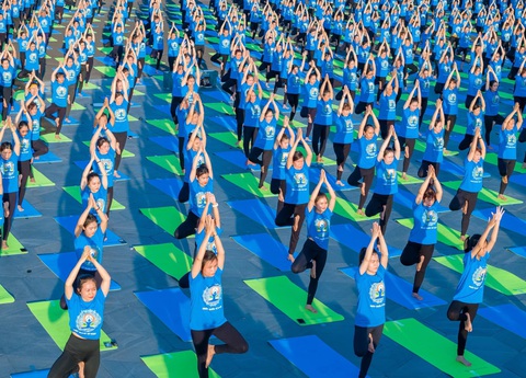 Lễ chào mừng Ngày Quốc tế Yoga lần thứ 9, năm 2023 - Ảnh: TỔNG LÃNH SỰ QUÁN ẤN ĐỘ TẠI TP.HCM Lễ chào mừng Ngày quốc tế Yoga lần thứ 9 năm 2023 - Ảnh: Tổng lãnh sự quán Ấn Độ tại TP.HCM