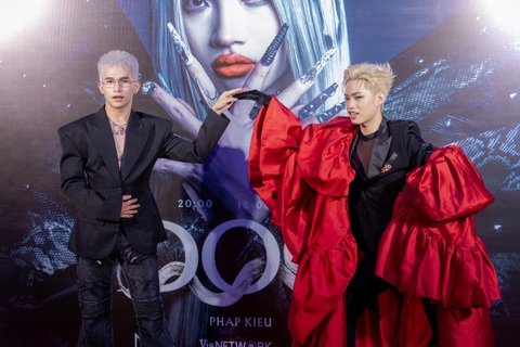 'Đóa hồng gai' Pháp Kiều ra mắt MV đầu tay- Ảnh 5. 'Đóa hồng gai' Pháp Kiều ra mắt MV đầu tay- Ảnh 5.