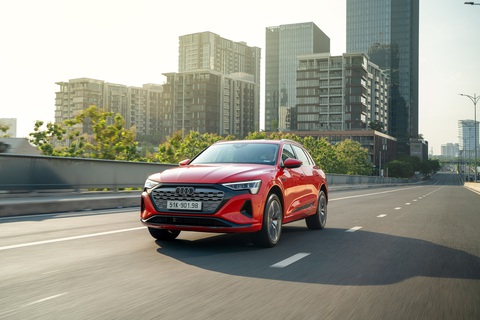 Audi Q8 e-tron ra mắt Việt Nam, giá từ 3,8 tỉ đồng, tặng thêm cả sạc- Ảnh 14. Audi Q8 e-tron ra mắt Việt Nam, giá từ 3,8 tỉ đồng, tặng thêm cả sạc- Ảnh 14.